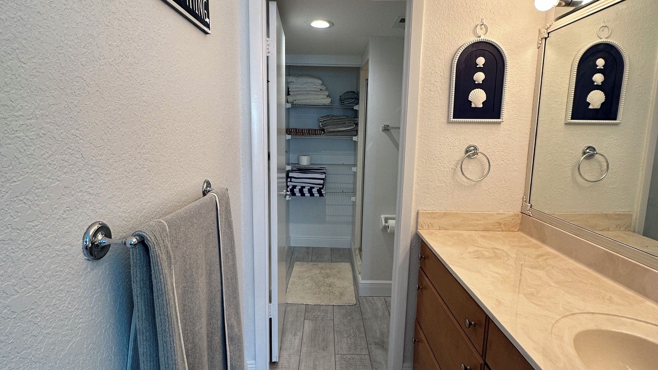 Photo of Bathroom in Hutchinson Island South