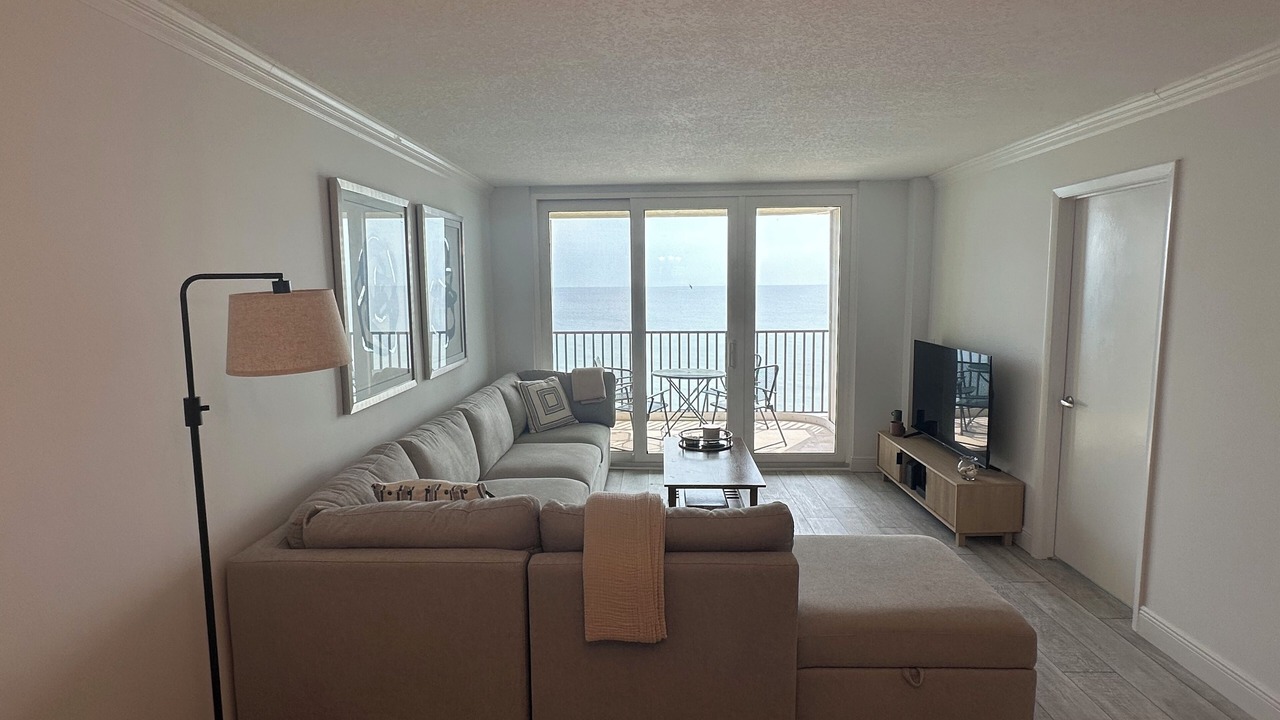 Photo of Bedroom in Hutchinson Island South