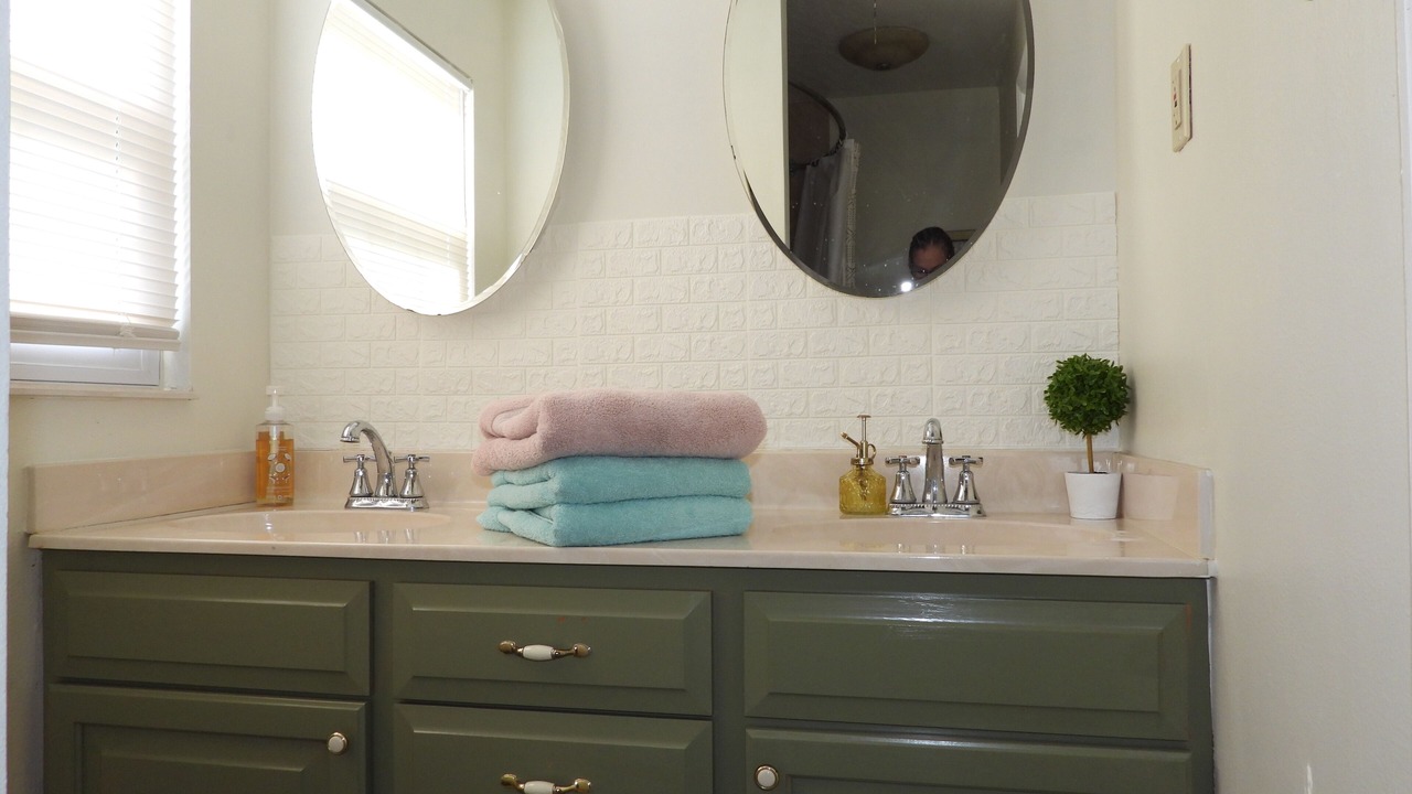 Photo of Bathroom in June Park