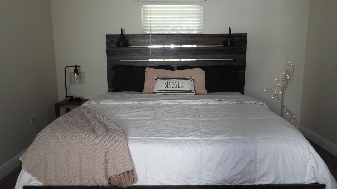Photo of Bedroom in June Park