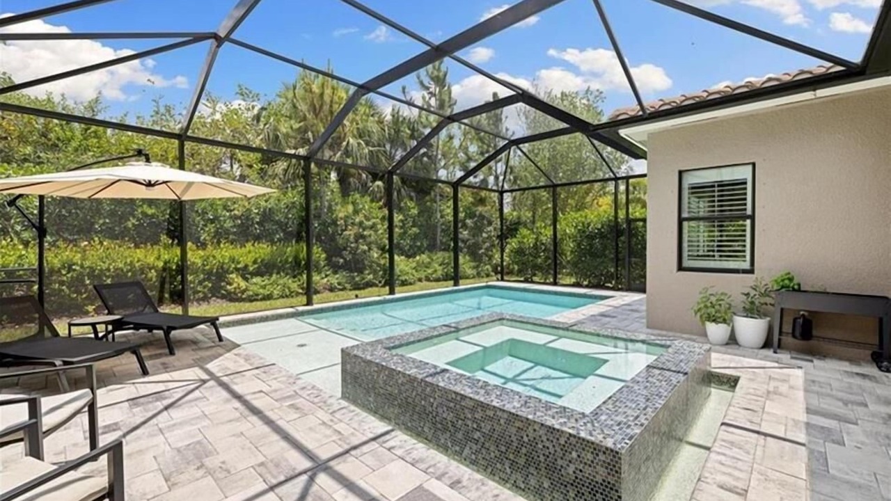 Photo of Outdoor in Naples