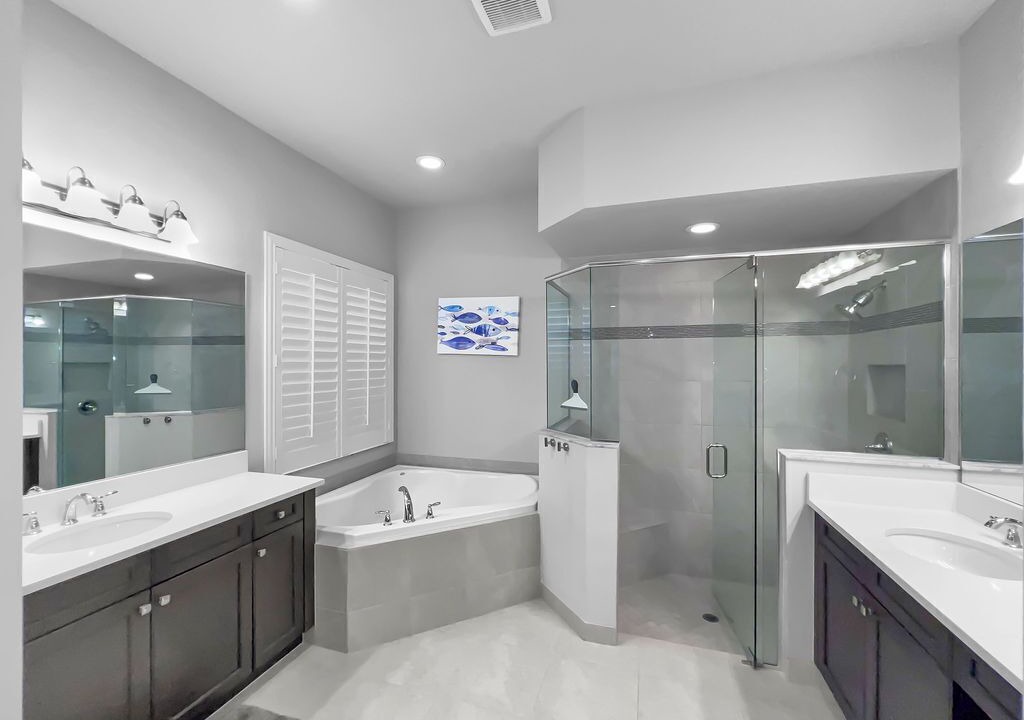 Photo of Bathroom in Naples