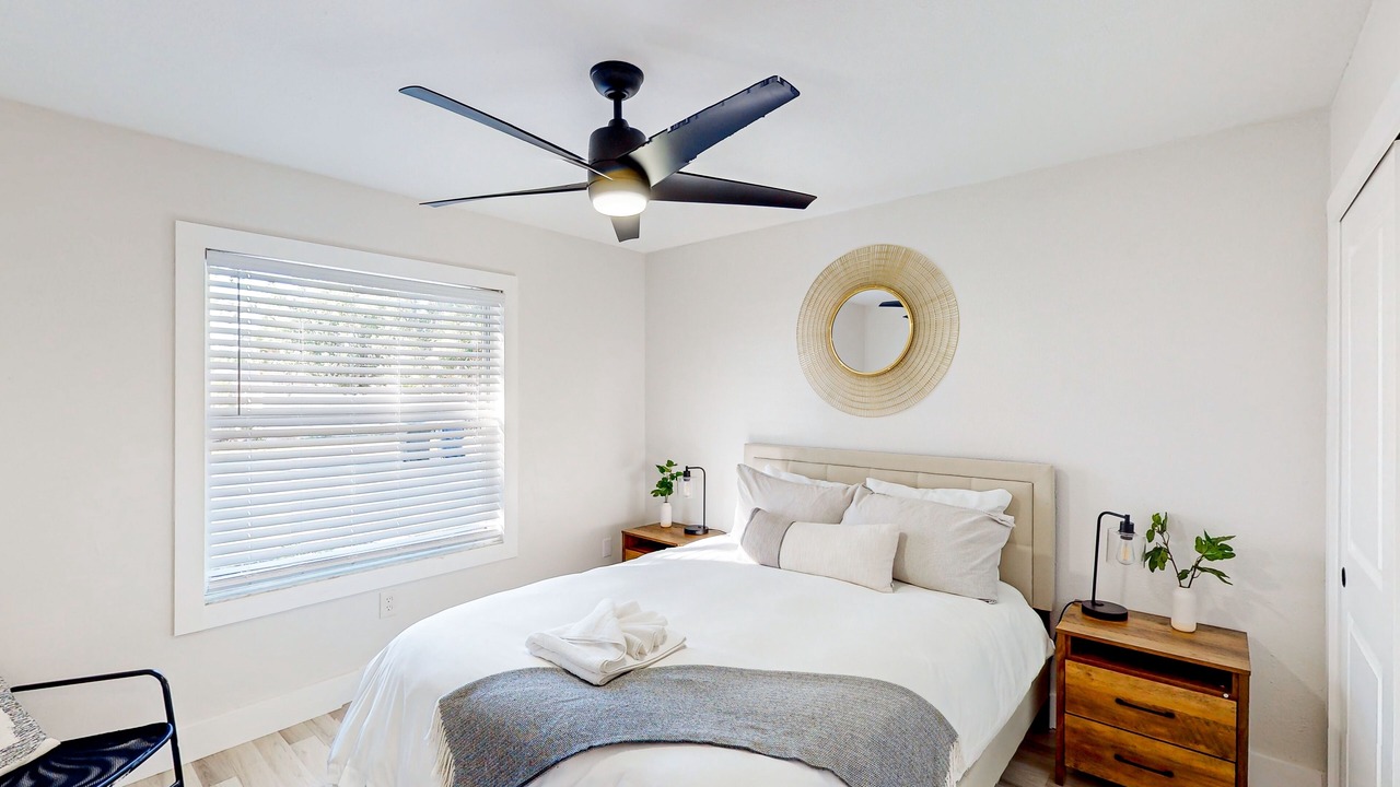 Photo of Bedroom in Bay Acres