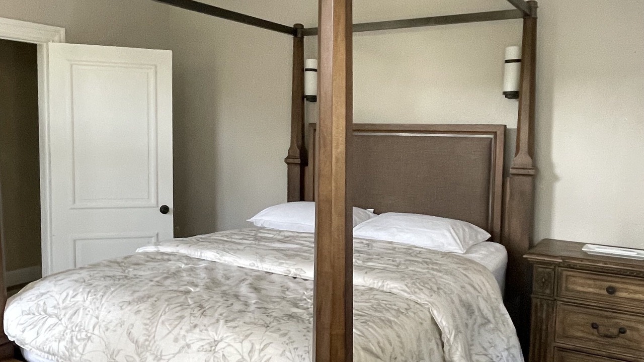 Photo of Bedroom in Ocean Ridge