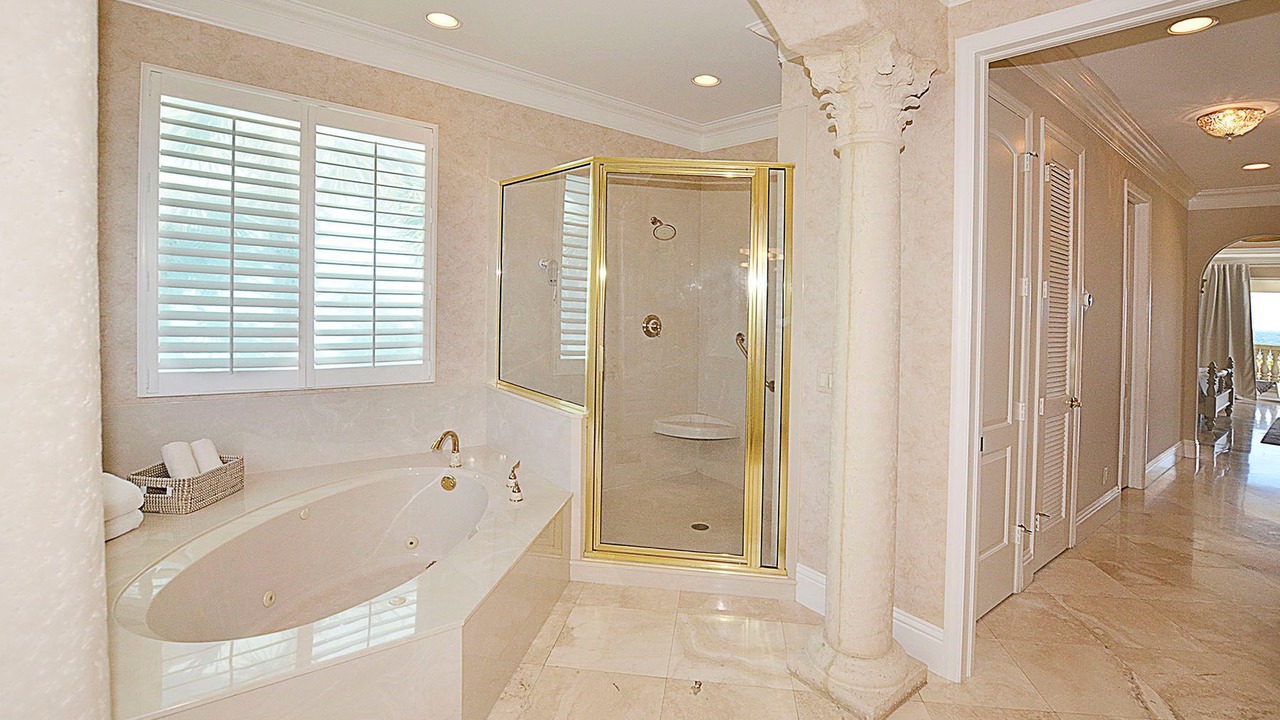 Photo of Bathroom in North Beach