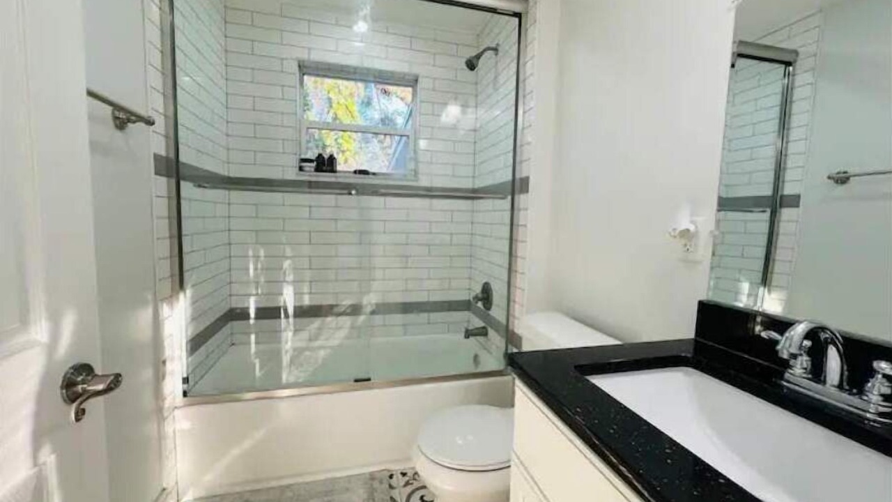 Photo of Bathroom in Alva