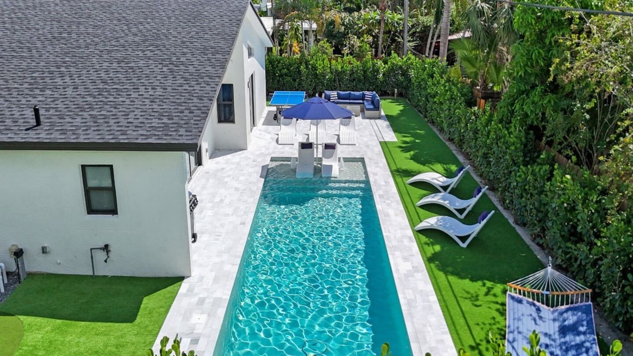 Photo of Outdoor in Tropic Palms