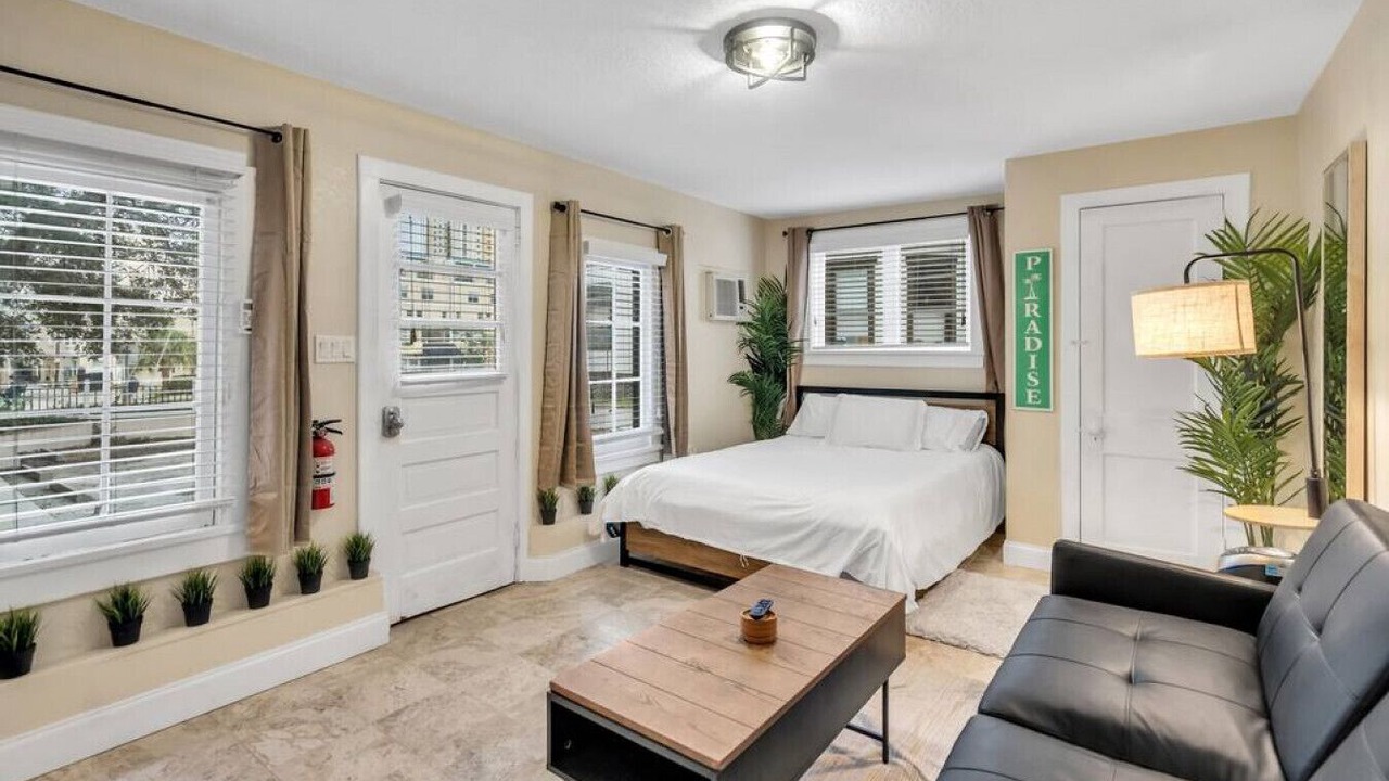 Photo of Bedroom in Downtown St. Petersburg