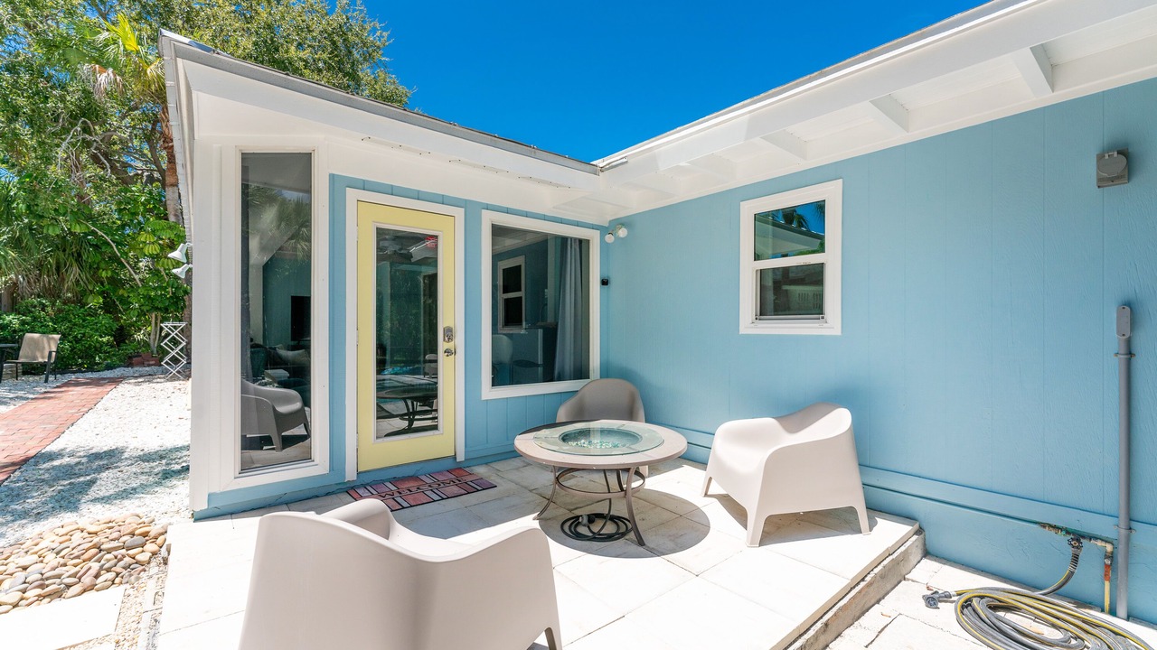 Photo of Patio Balcony in Englewood