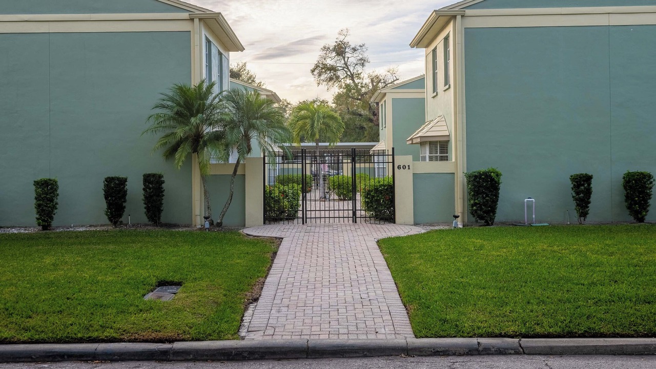 Photo of Outdoor in Courier City - Oscawana