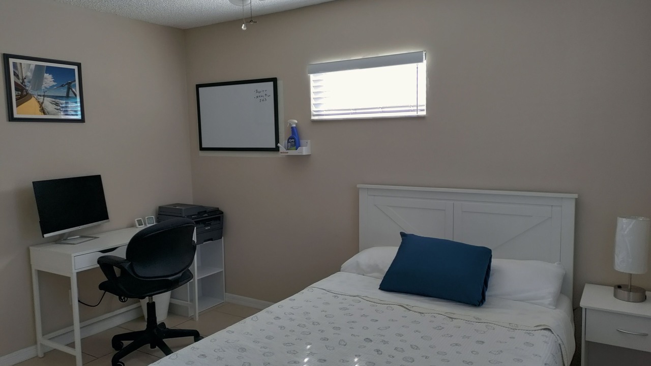 Photo of Bedroom in Gulfport