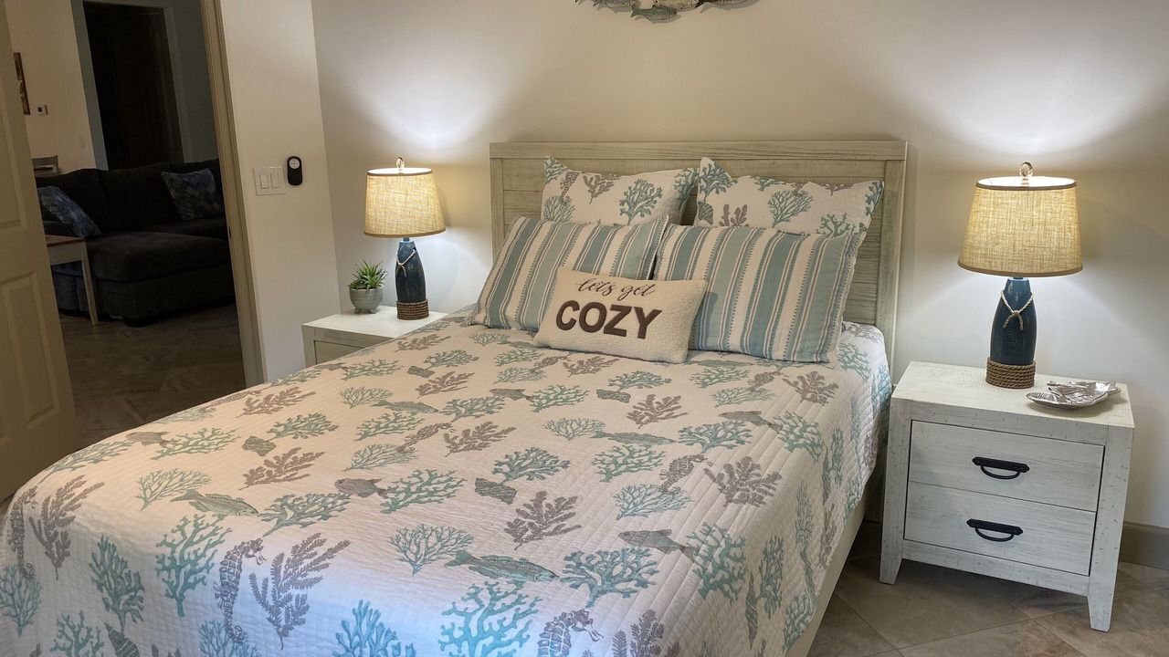 Photo of Bedroom in Roseland