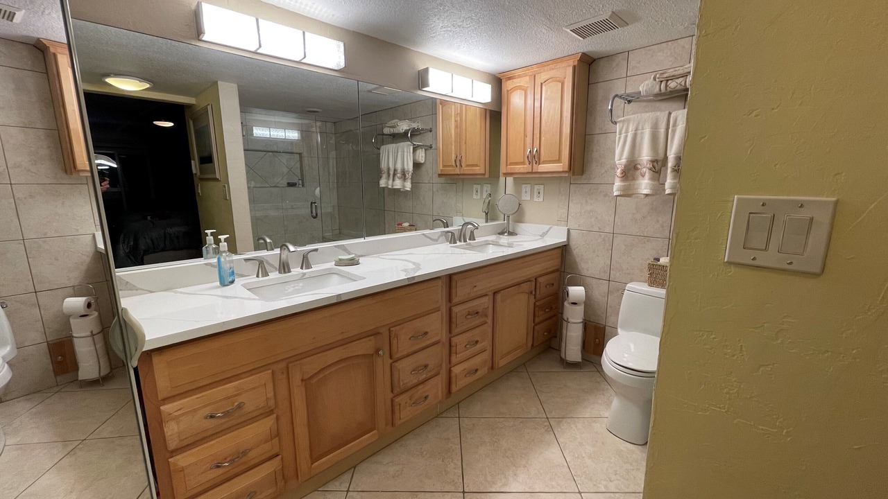 Photo of Bathroom in Redington Beach