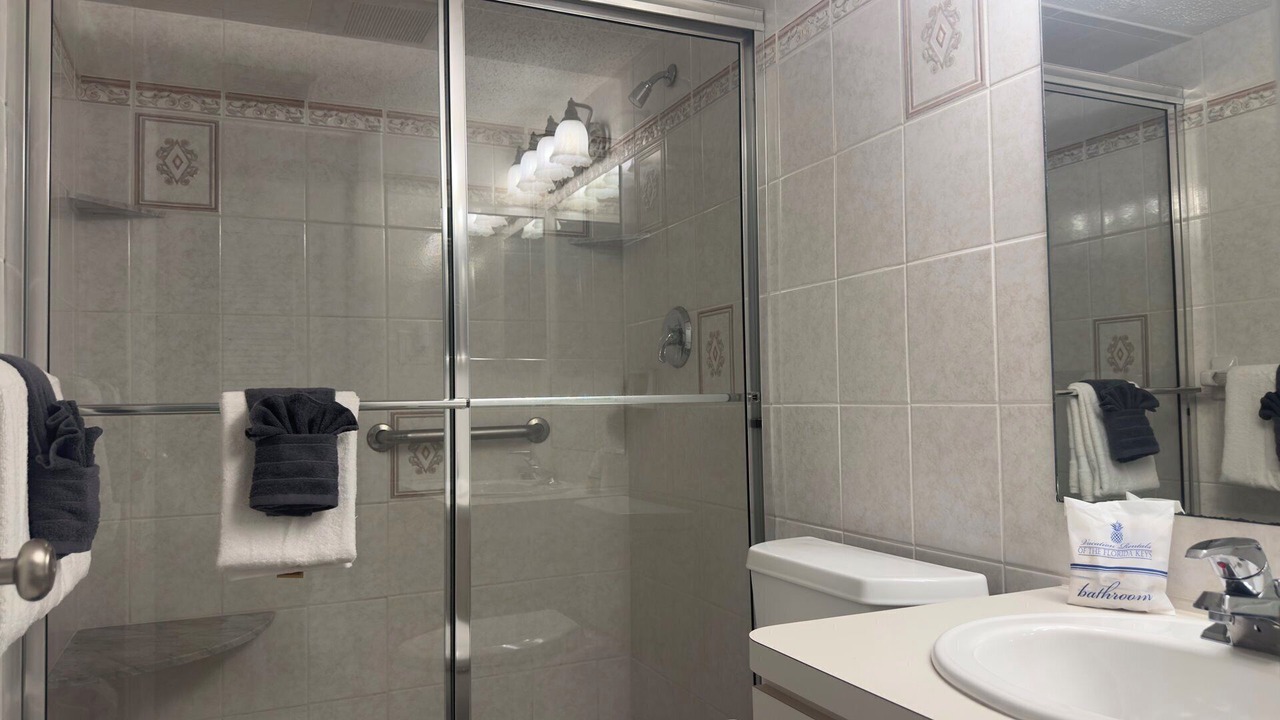 Photo of Bathroom in Key Colony Beach