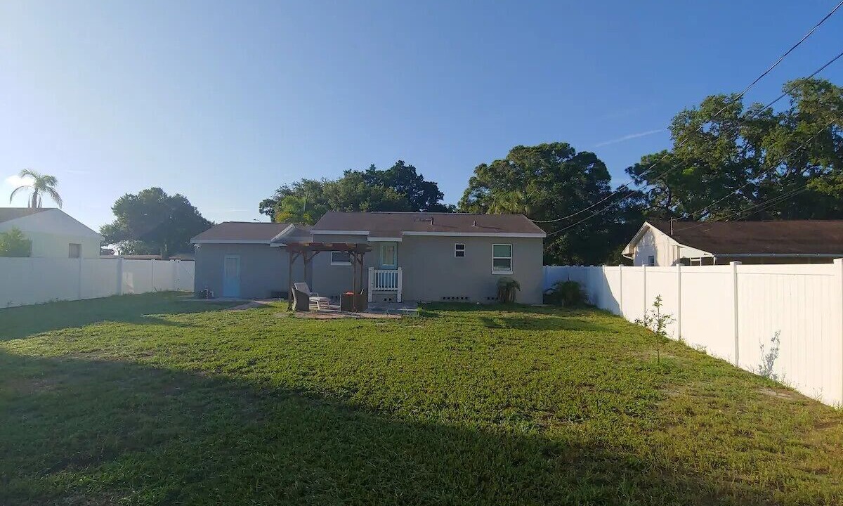 Photo of Outdoor in Lakewood Estates