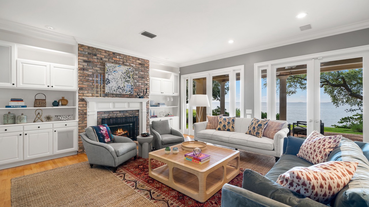 Photo of Livingroom in Ballast Point