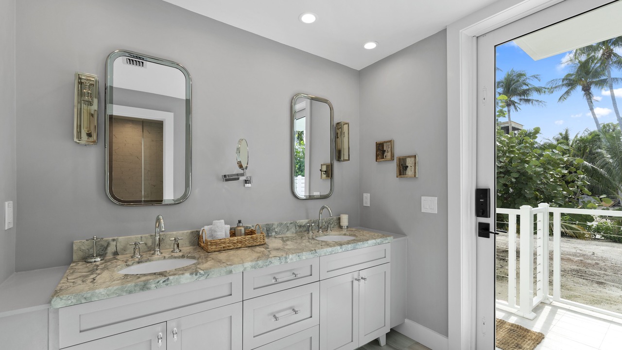 Photo of Bathroom in Islamorada