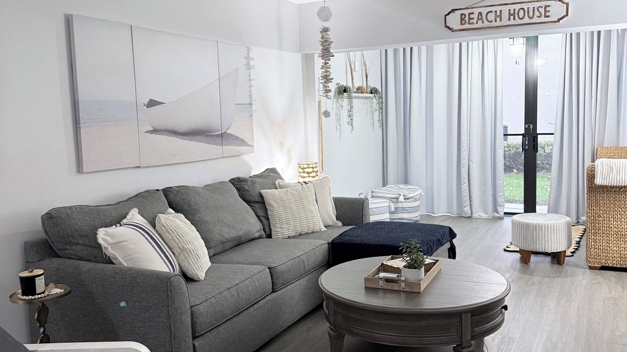 Photo of Livingroom in Fort Pierce