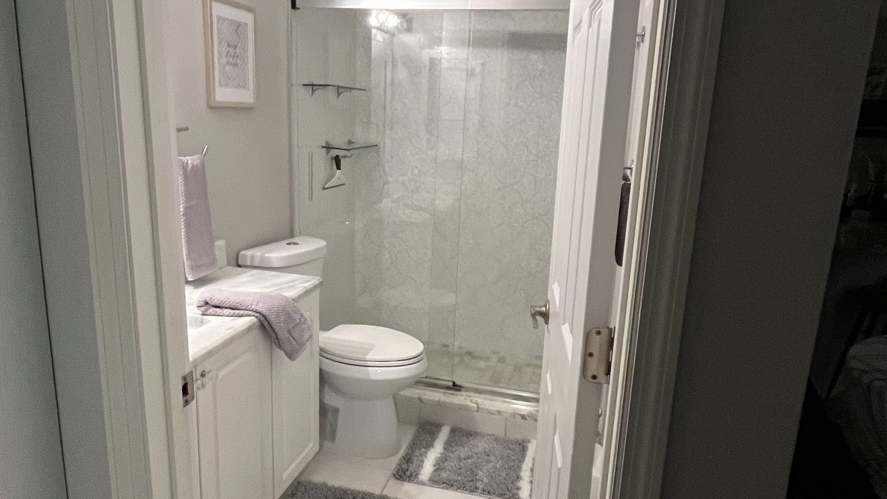 Photo of Bathroom in Biggar