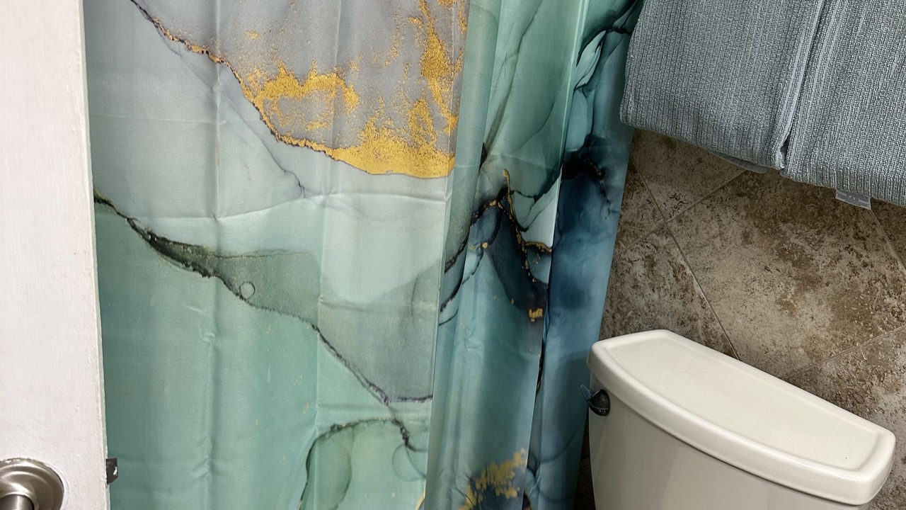 Photo of Bathroom in Marathon