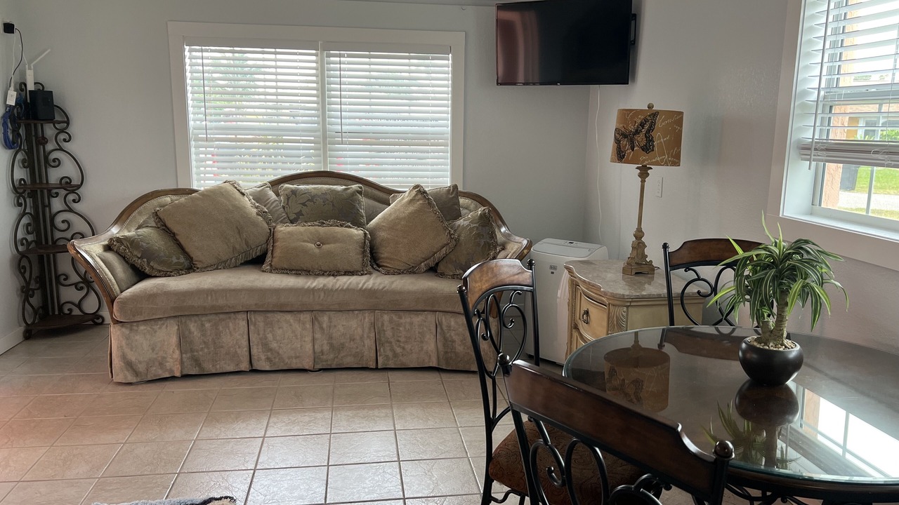 Photo of Livingroom in Fort Myers