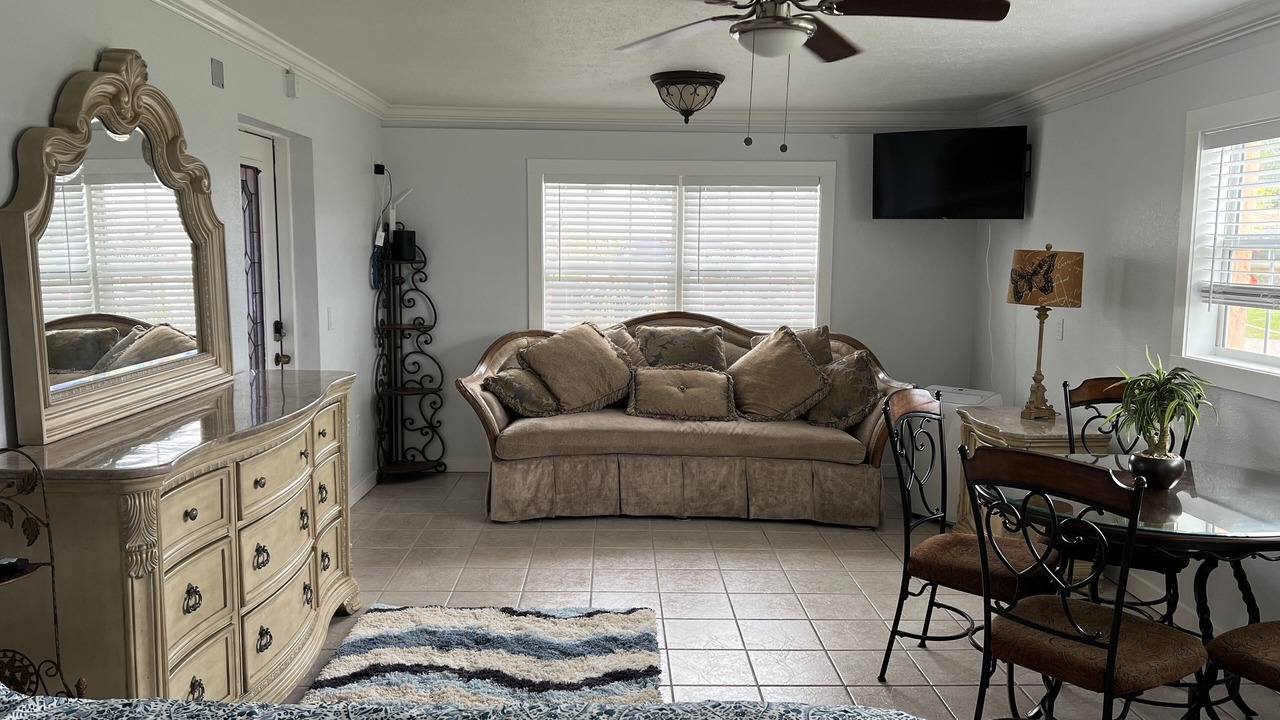 Photo of Livingroom in Fort Myers
