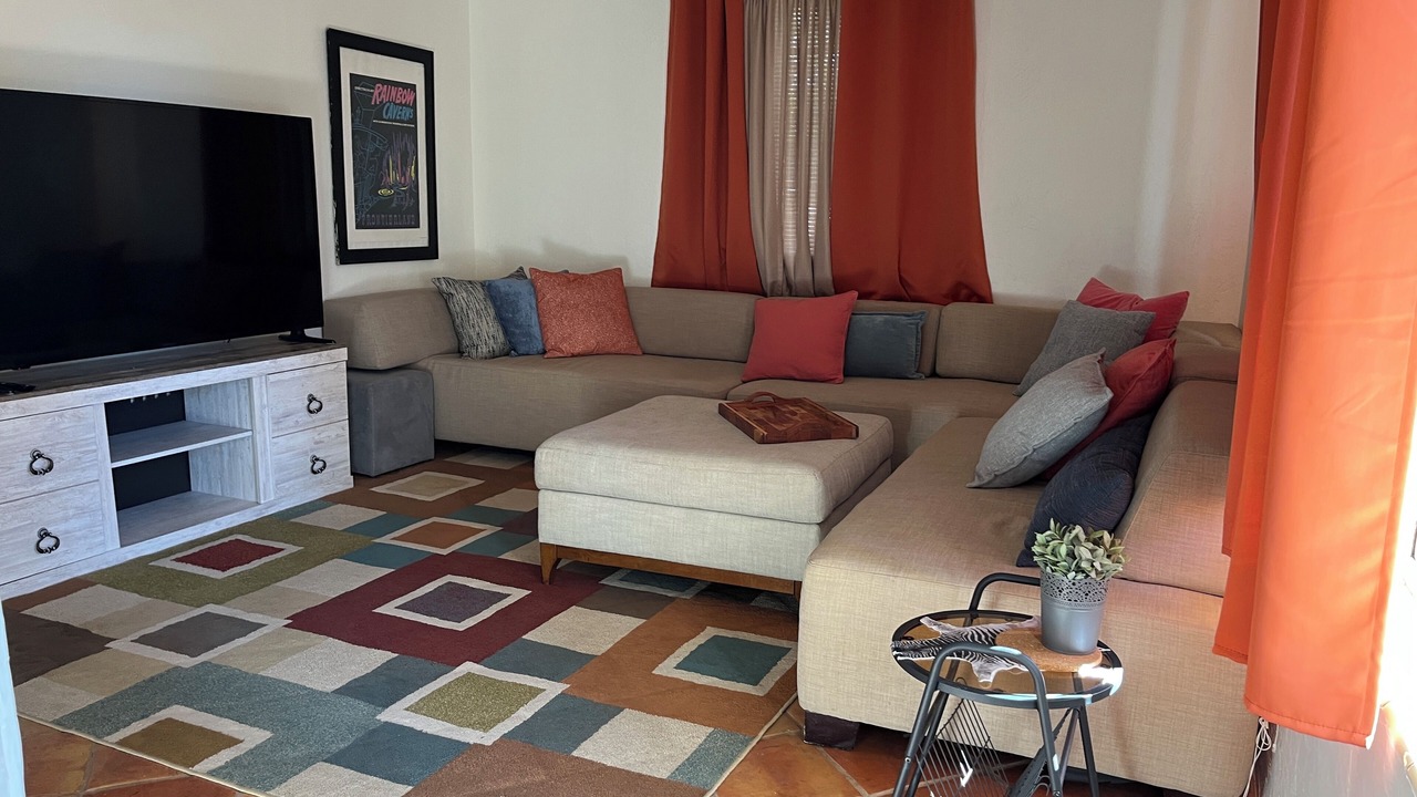 Photo of Livingroom in Ringling Park