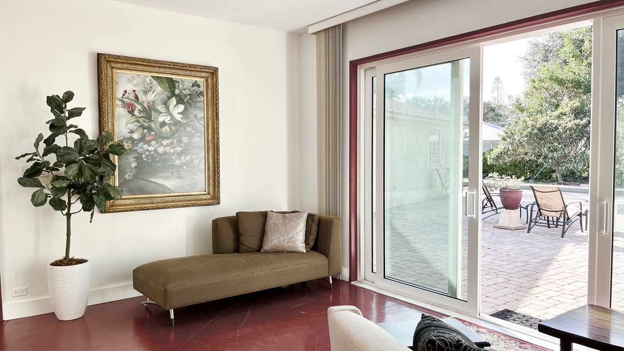 Photo of Livingroom in Ringling Park