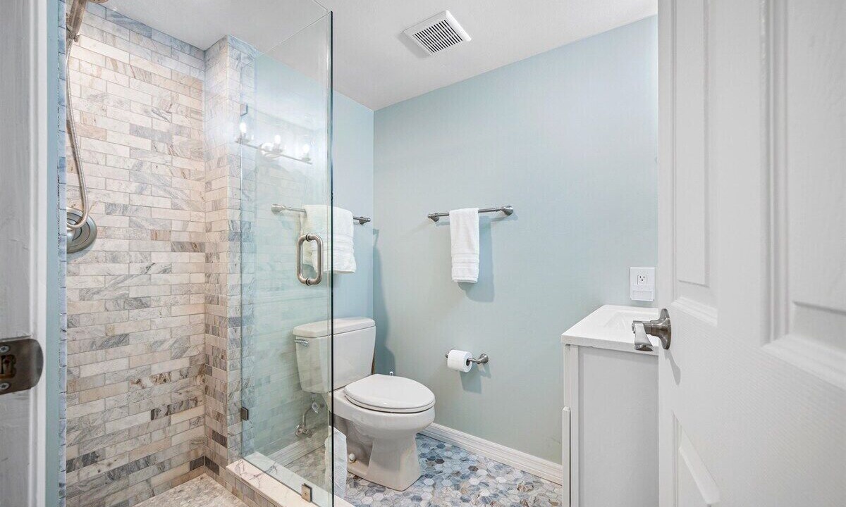 Photo of Bathroom in Sand Key