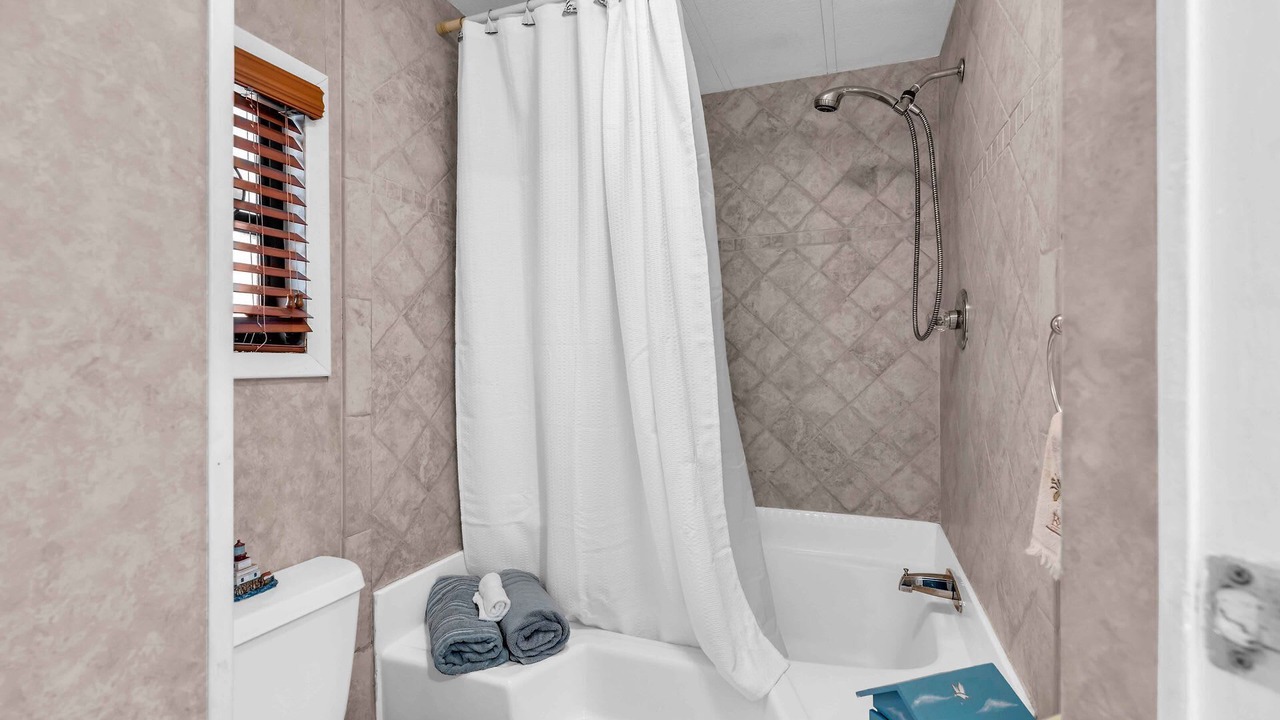 Photo of Bathroom in Key Largo Village