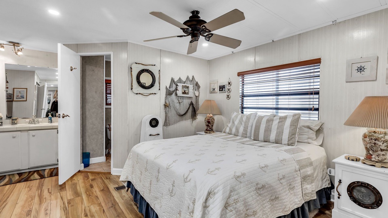 Photo of Bedroom in Key Largo Village