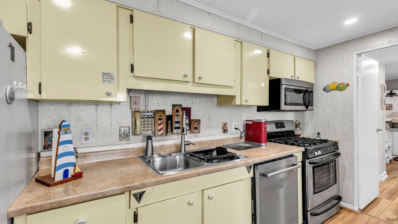 Photo of Kitchen in Key Largo Village