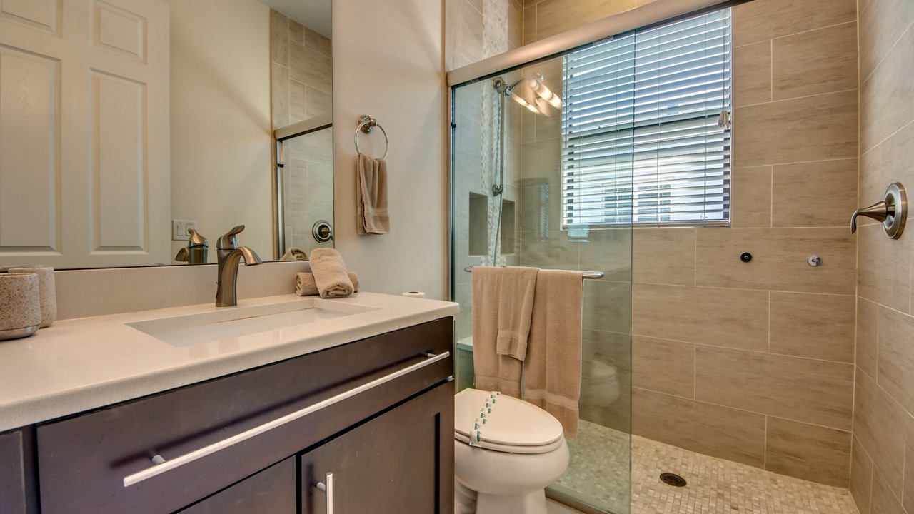 Photo of Bathroom in Yacht Club