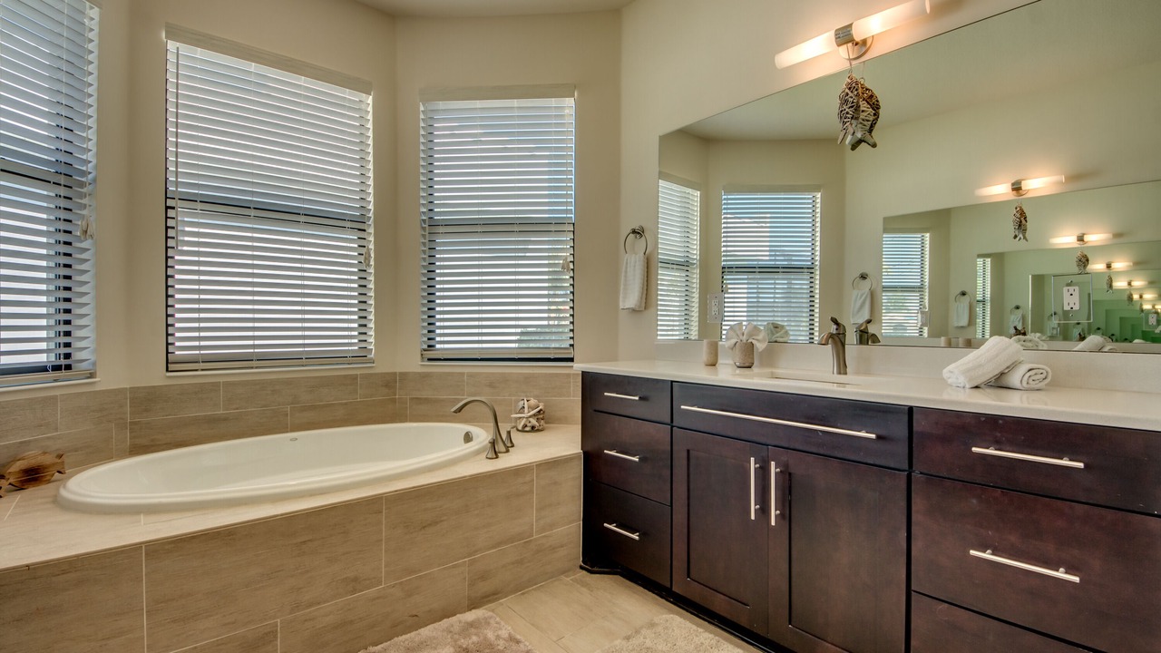 Photo of Bathroom in Yacht Club