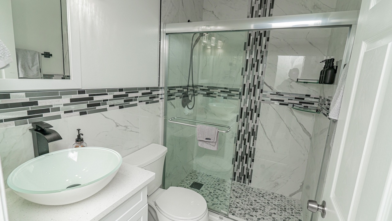 Photo of Bathroom in Sunset Ridge