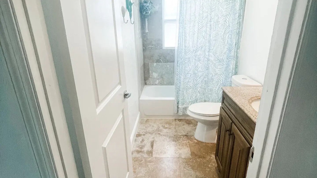 Photo of Bathroom in Arlington Park