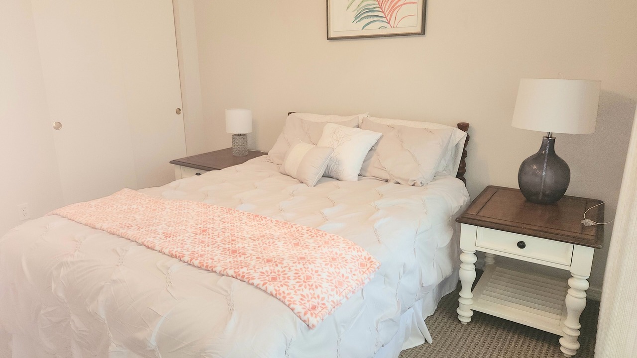 Photo of Bedroom in Imperial Golf Estates