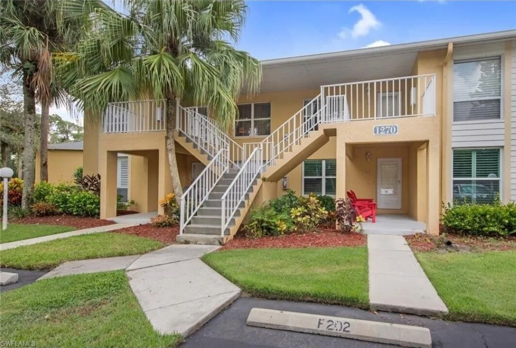 Photo of Outdoor in Imperial Golf Estates