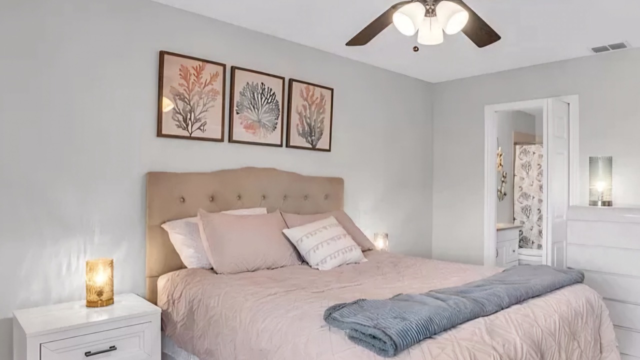 Photo of Bedroom in Imperial Golf Estates