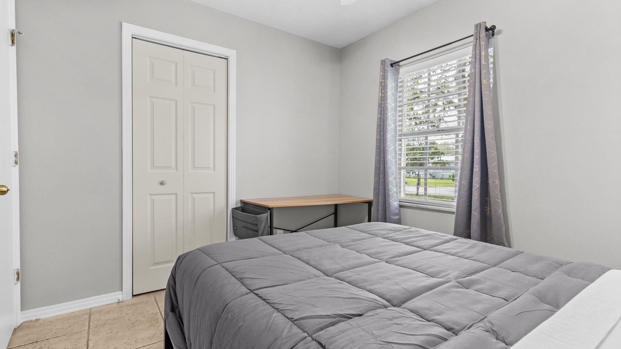 Photo of Bedroom in Temple Crest