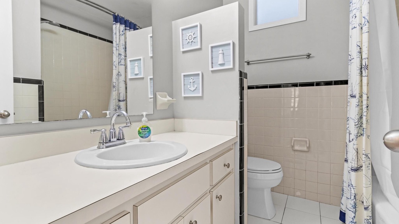 Photo of Bathroom in Temple Crest