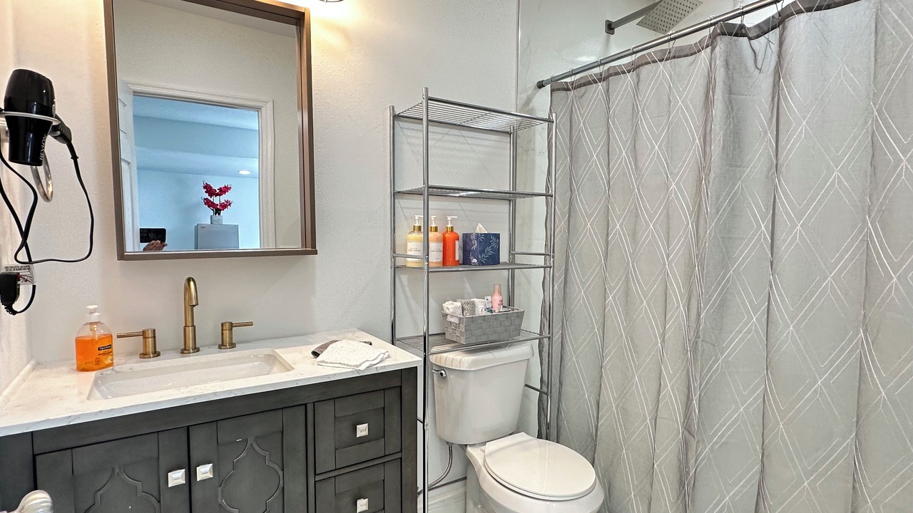 Photo of Bathroom in Lutz