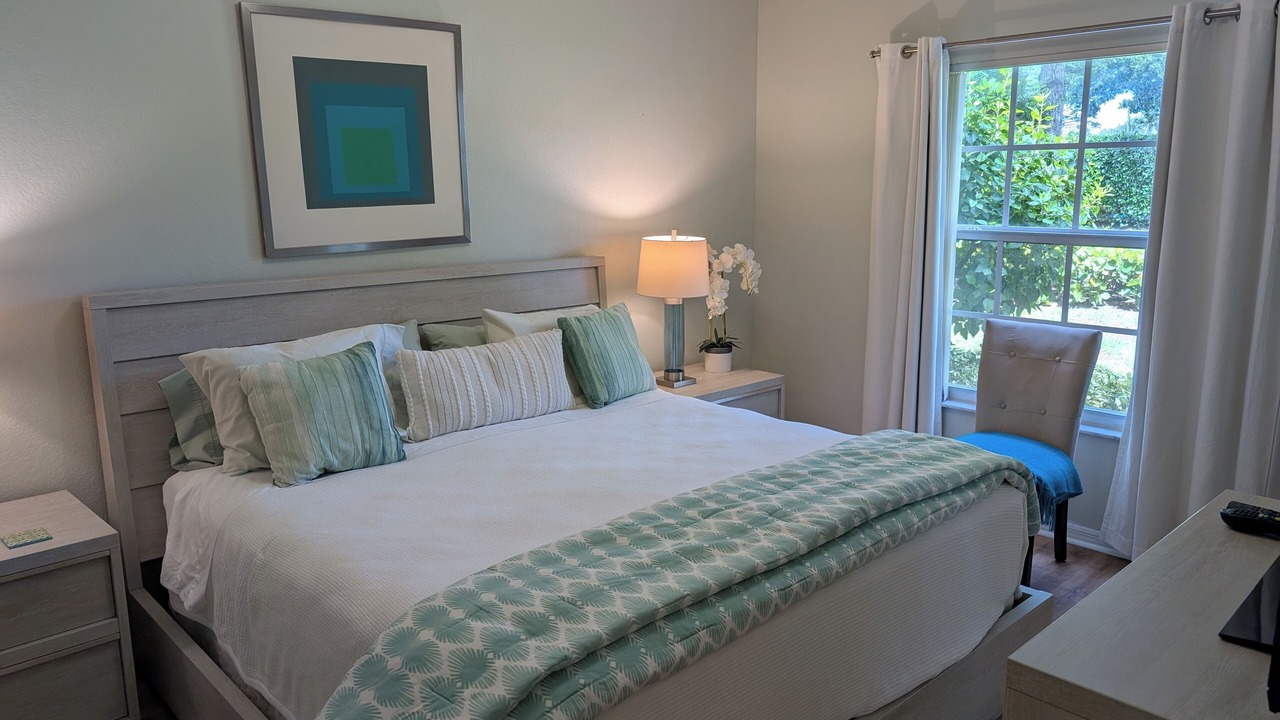 Photo of Bedroom in Pelican Bay