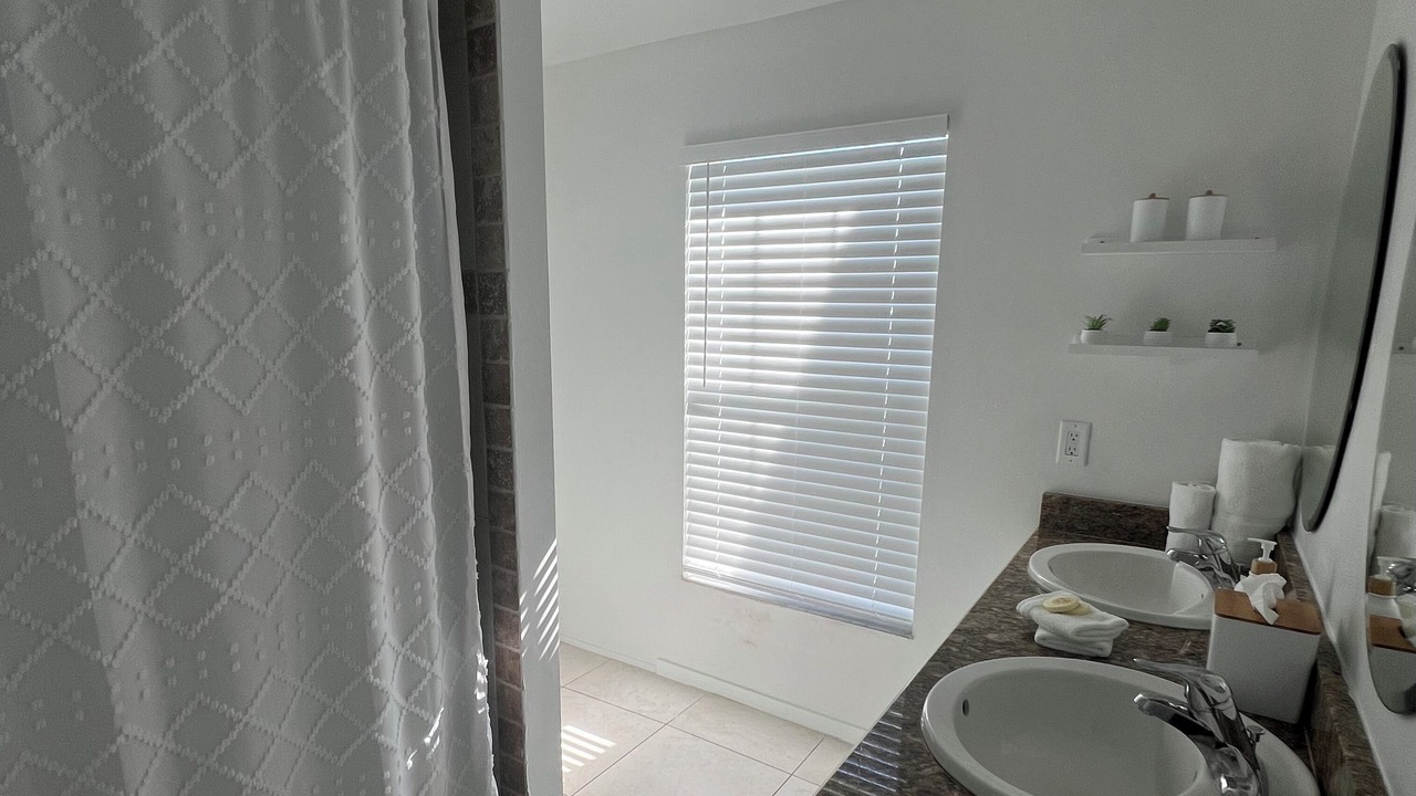 Photo of Bathroom in Naples