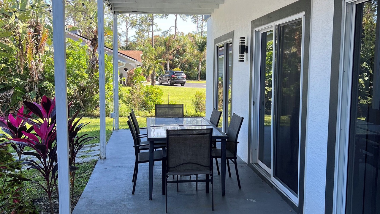 Photo of Outdoor in Naples