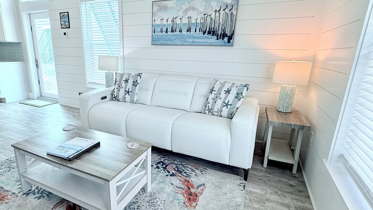 Photo of Livingroom in Seabreeze Trailer Park