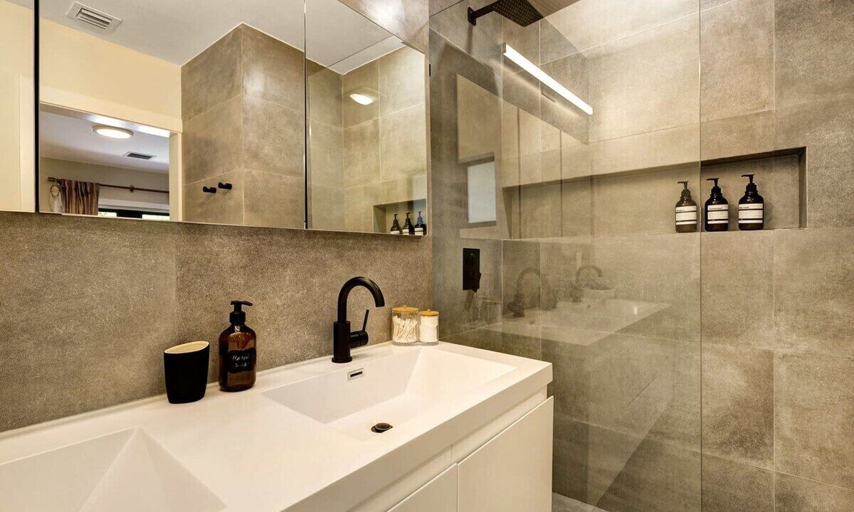 Photo of Bathroom in Spring Garden