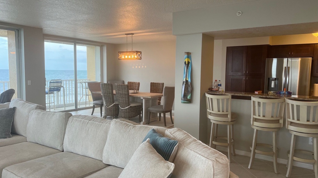 Photo of Livingroom in Indian Harbour Beach