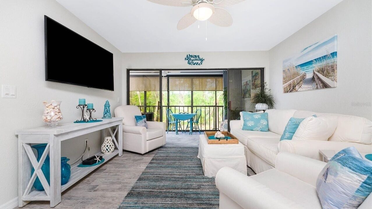Photo of Livingroom in Grove City
