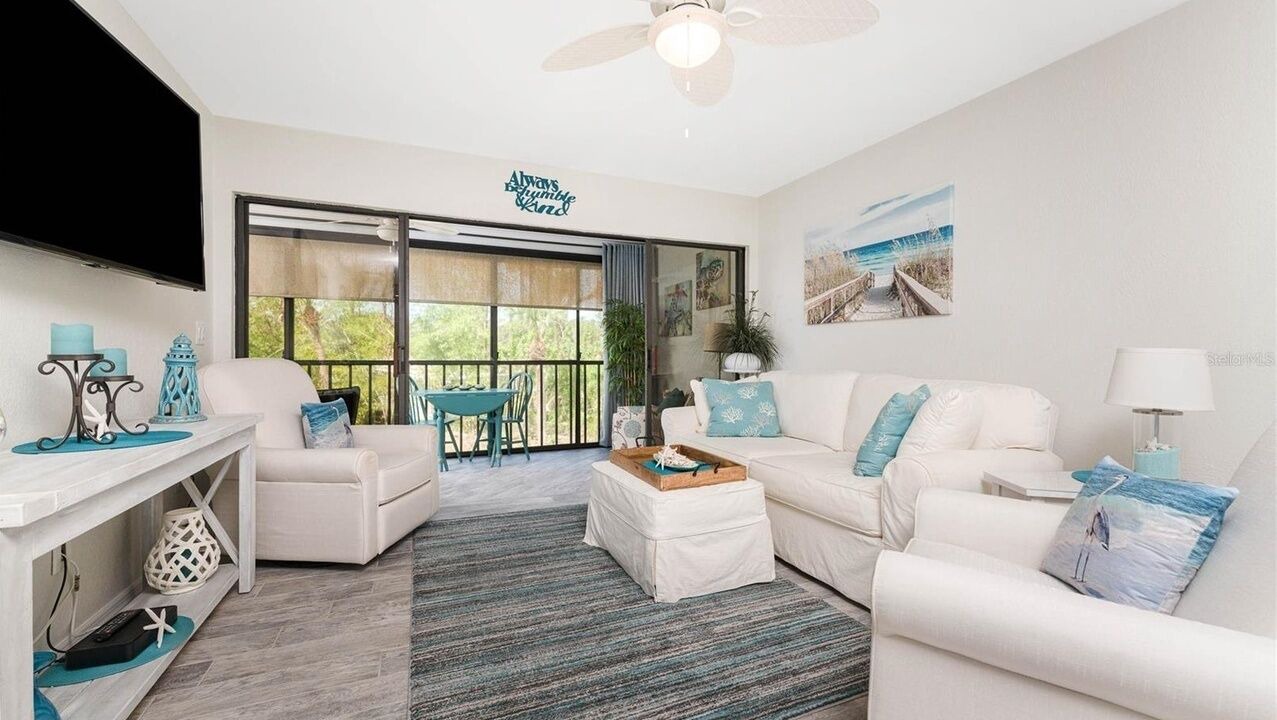 Photo of Livingroom in Grove City